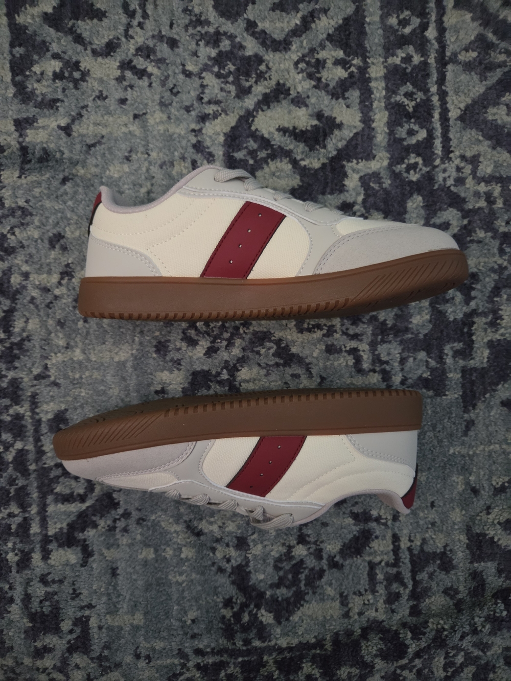 Non-slip white and red shoes